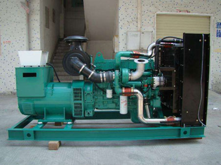 宁江1100kw康明斯柴油发电机组图片 宁江1100kw康明斯柴油发电机组图片
